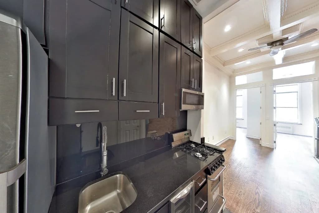 420 West 51 Street #2F, Manhattan, NY 10019 1