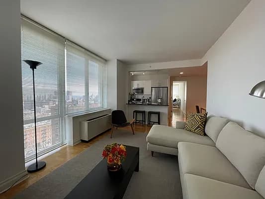 1510 Lexington Avenue #17J, Manhattan, NY 10029 apartment_living_room 1