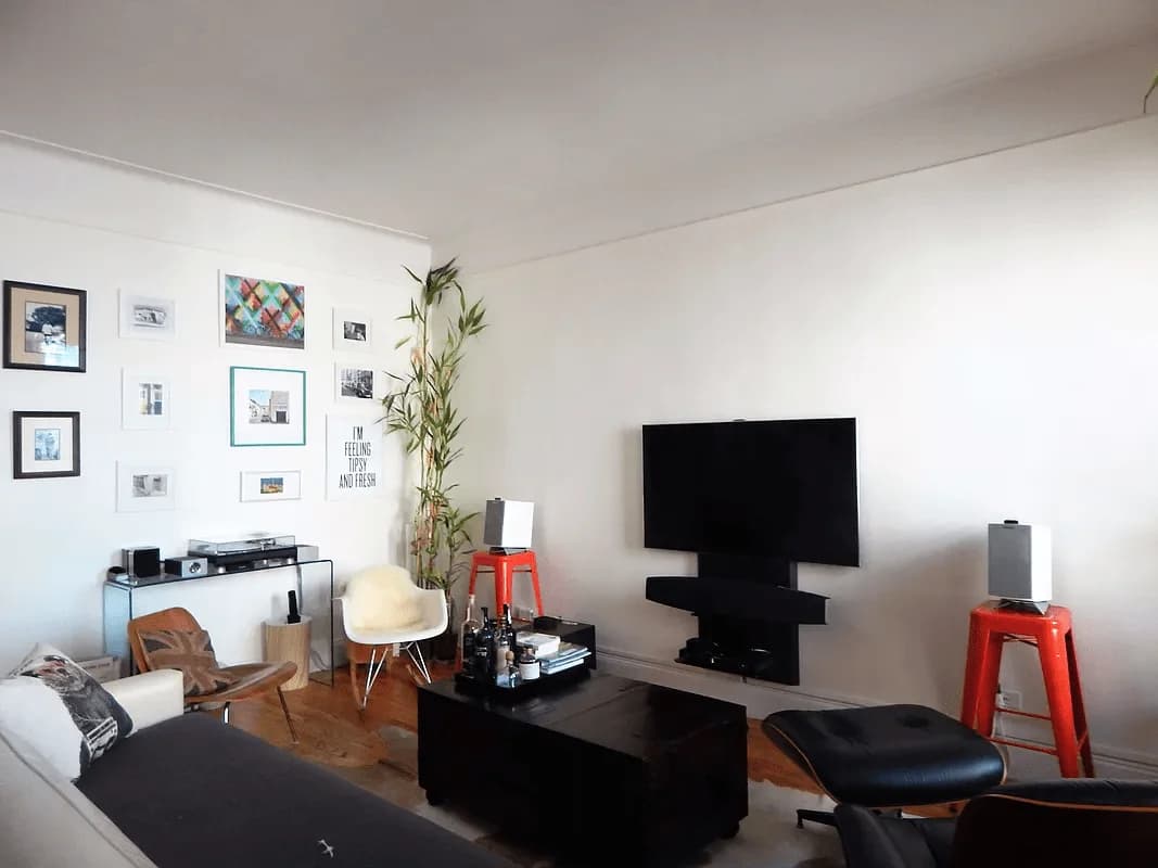 777 West End Avenue #10B, Manhattan, NY 10025 apartment_living_room 1