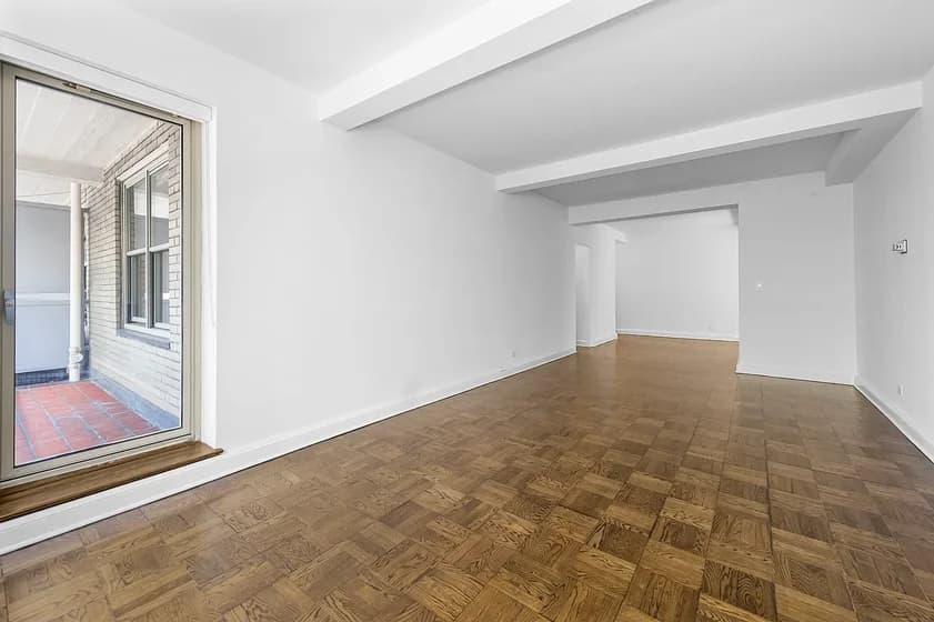 300 East 57 Street #6-B, Manhattan, NY 10022 apartment_living_room 1