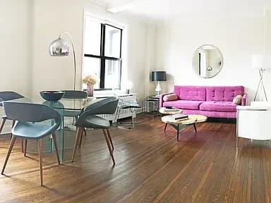 210 W 70 St #1006, Manhattan, NY 10023