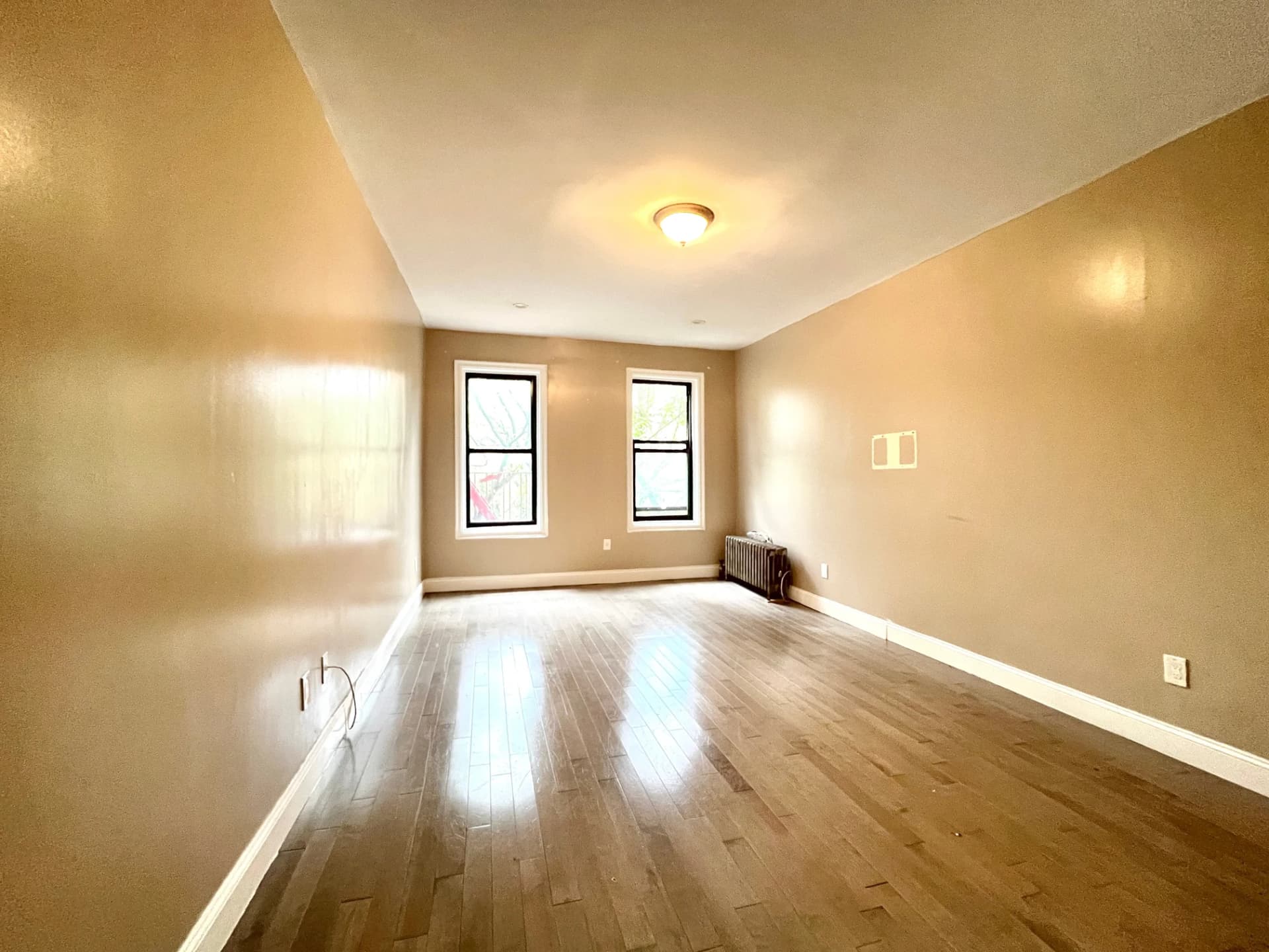 30 Dongan Place #5-L, Manhattan, NY 10040 1