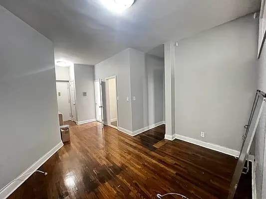 520 East 12 Street #1A, Manhattan, NY 10009 apartment_living_room 1