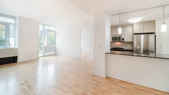 500 West 23 Street #12F, Manhattan, NY 10011 apartment_living_room 1