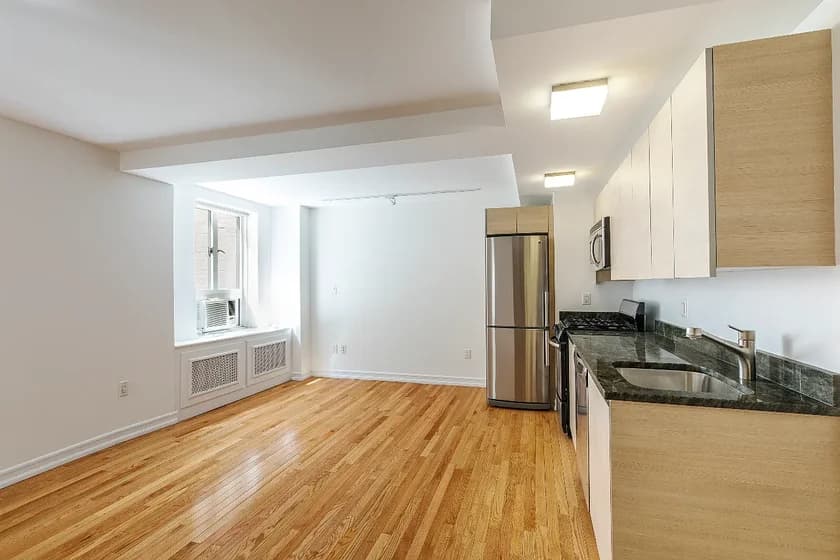752 West End Avenue #23K, Manhattan, NY 10025 apartment_kitchen 1