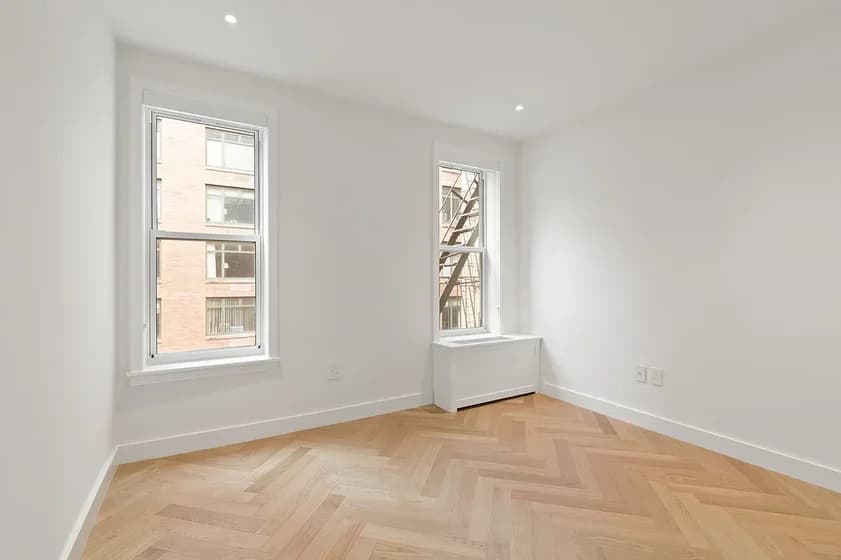 336 West 95 Street #56, Manhattan, NY 10025 apartment_living_room 1