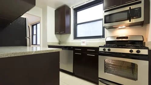 245 East 40 Street #06J, Manhattan, NY 10017
