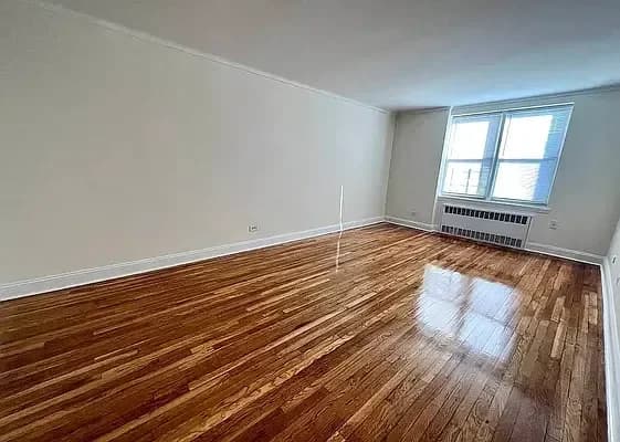 86-75 Midland Pkwy #2T, Queens, NY 11432
