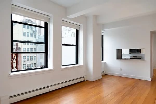 53 Park Place #11A, Manhattan, NY 10007 apartment_living_room 1