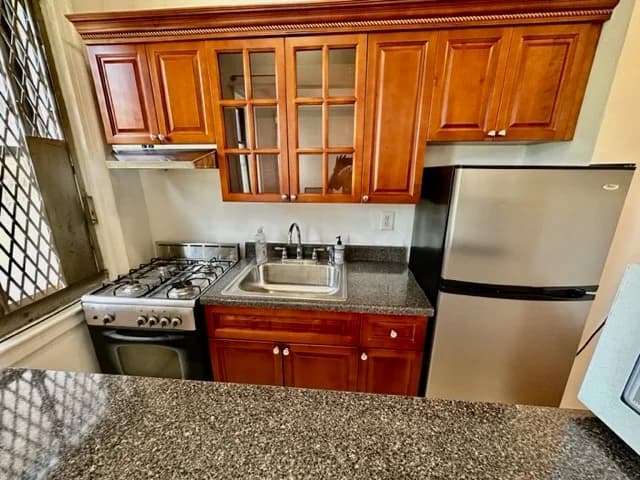 80 Winthrop Street #V2, Brooklyn, NY 11225 1