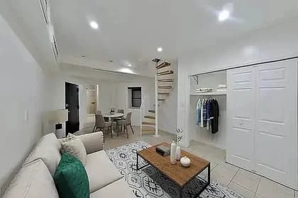 104 Suffolk Street #3, Manhattan, NY 10002