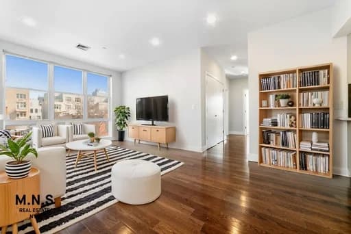 456 Grand Street #3G, Brooklyn, NY 11211 - Image 1