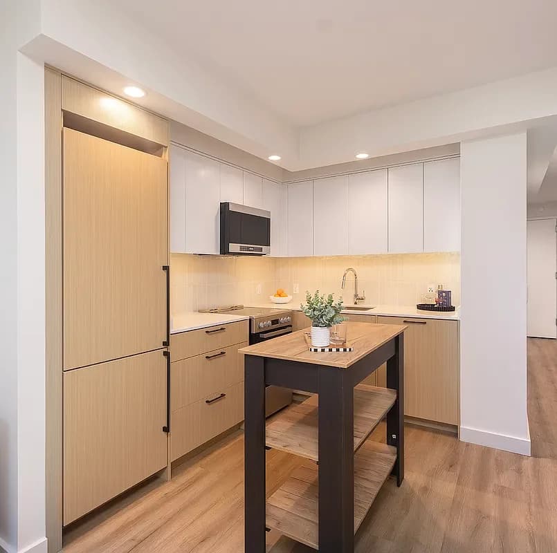 555 West 23 Street #N-4G, Manhattan, NY 10011 apartment_kitchen 1