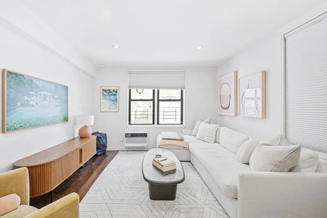 151 3 Avenue #2H, Manhattan, NY 10003 1