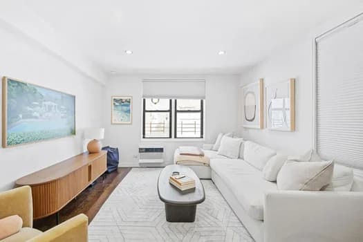 151 3 Avenue #2H, Manhattan, NY 10003
