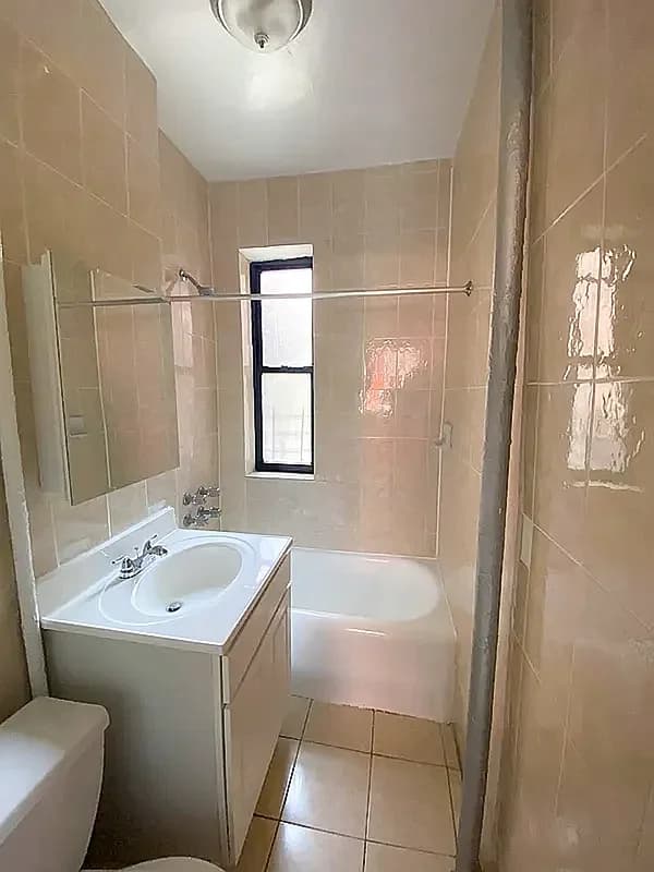 2719 Morris Avenue #1-E, Bronx, NY 10468 100