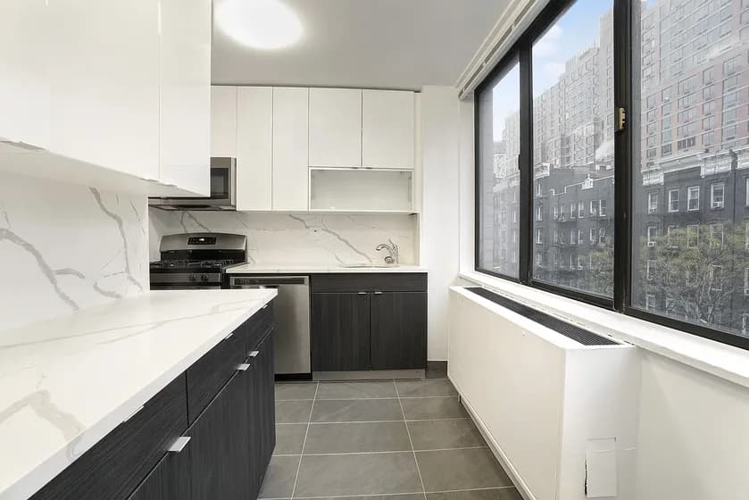 200 E 33 St #28E, Manhattan, NY 10016 apartment_kitchen 1