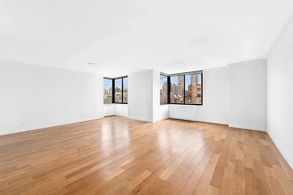 800 5 Avenue #33G, Manhattan, NY 10065 apartment_living_room 1