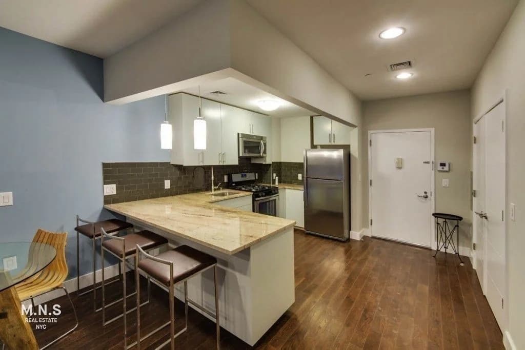 456 Grand Street #2C, Brooklyn, NY 11211 apartment_kitchen 1
