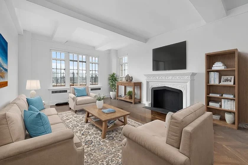 241 Central Park West #18-E, Manhattan, NY 10024 apartment_living_room 1