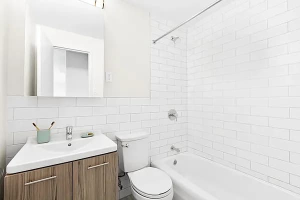 The Miles 1990 Lexington Avenue #16H, Manhattan, NY 10027 100
