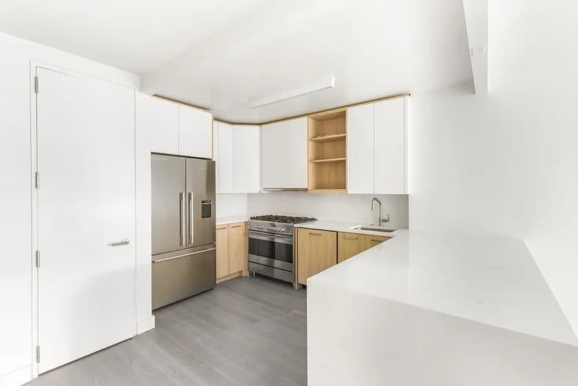 101 West End Avenue #11M, Manhattan, NY 10069 apartment_kitchen 1