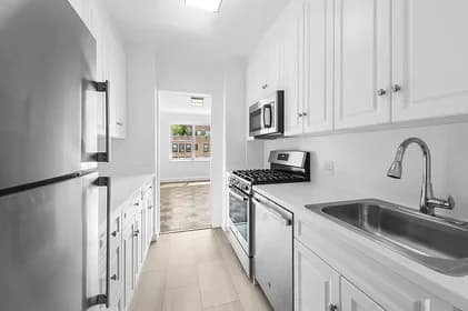 215 East 68 Street #20W, Manhattan, NY 10065