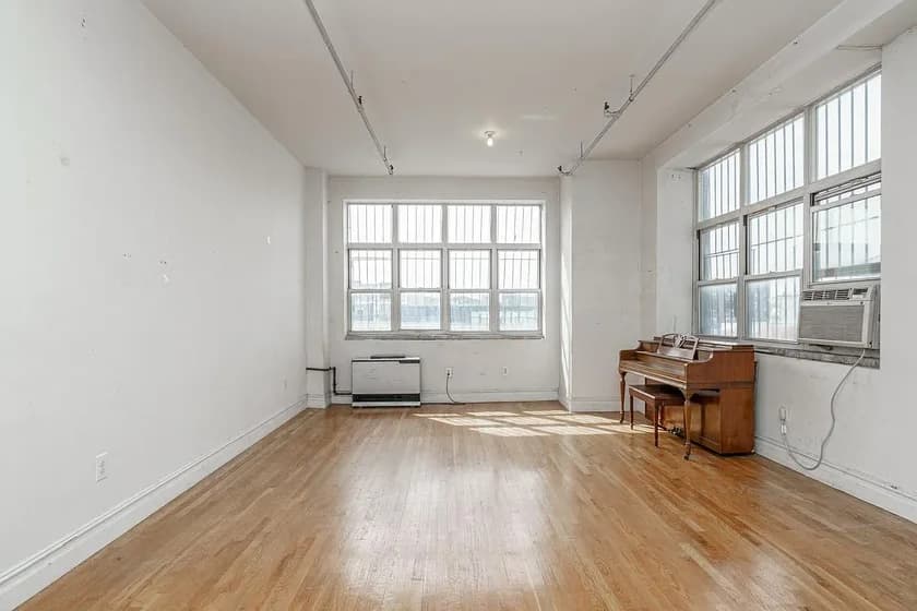1087 Flushing Avenue #317, Brooklyn, NY 11237 apartment_living_room 1