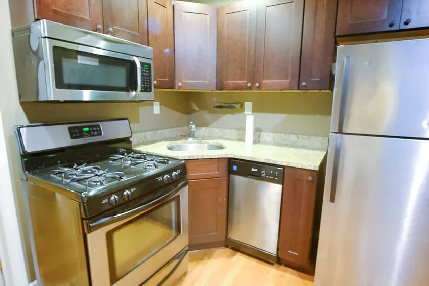 608 West 191 Street #24, Manhattan, NY 10040 apartment_kitchen 1