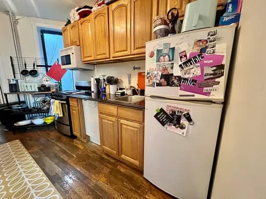 96 St Marks Place #13, Manhattan, NY 10009