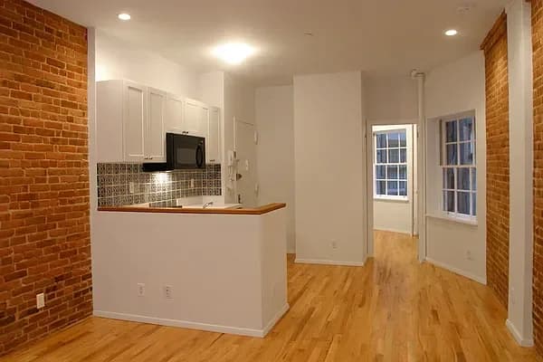 225 East 96 Street #1RW, Manhattan, NY 10128
