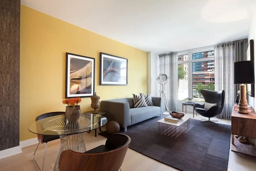 2-14 50 Avenue #204W, Queens, NY 11101 apartment_living_room 1