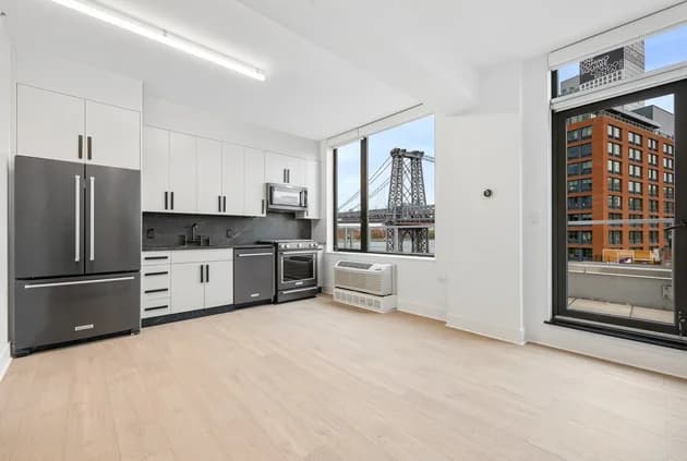 26 Broadway #703, Brooklyn, NY 11249