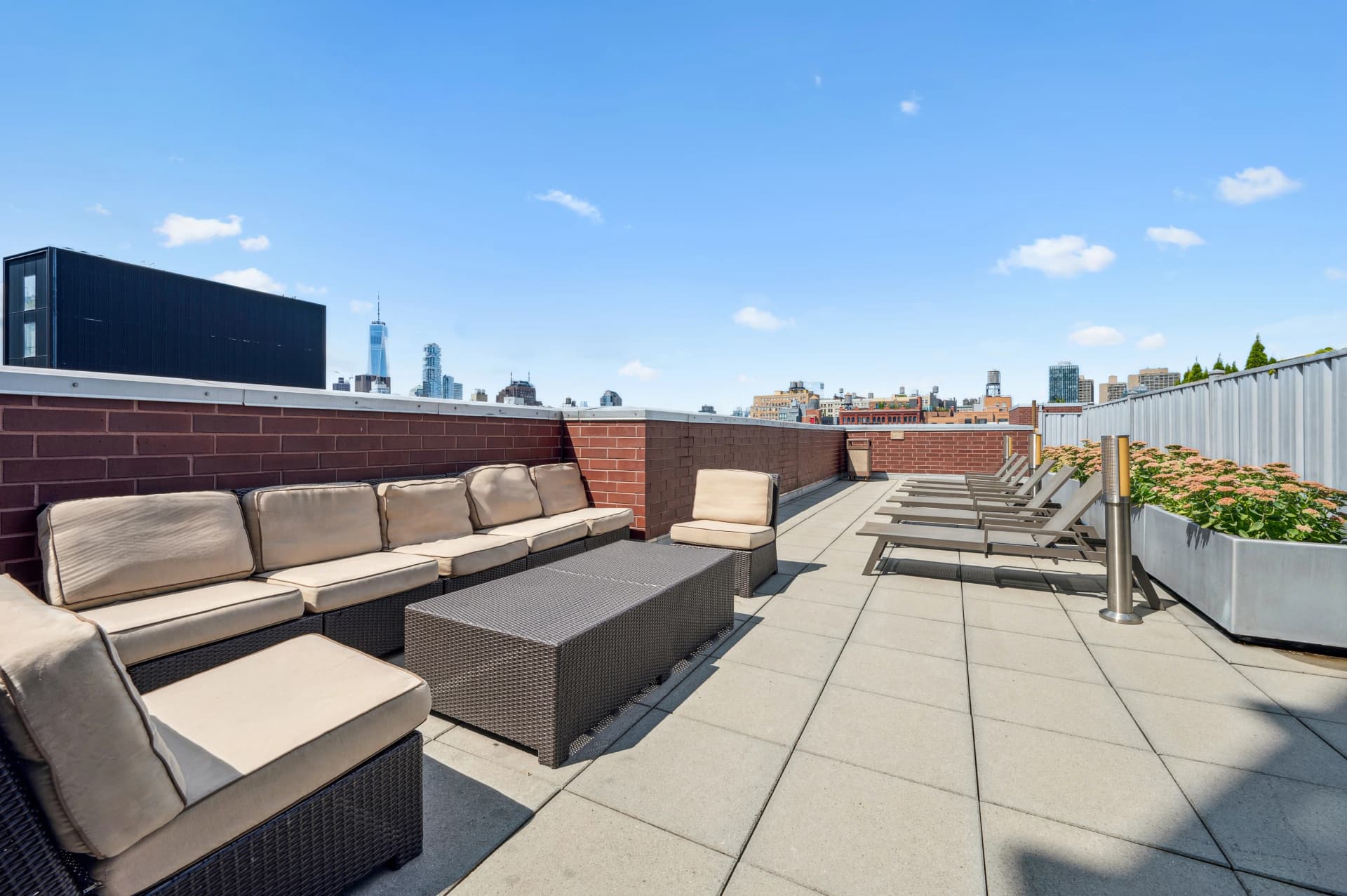 229 Chrystie Street #716, Manhattan, NY 10002 1