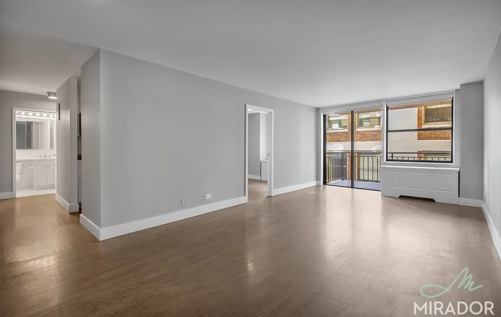 New York Tower 330 East 39 Street #14M, Manhattan, NY 10016 1