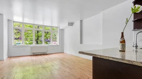 502 9 Avenue #2B, Manhattan, NY 10018