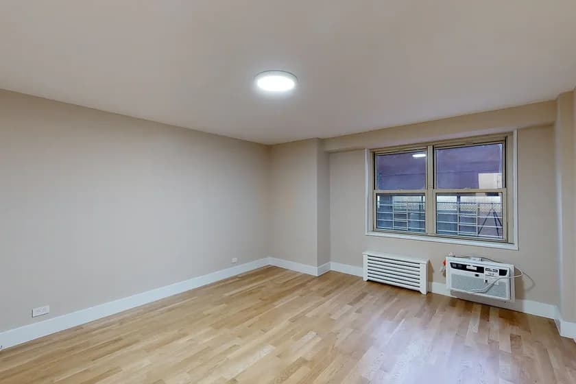 80 North Moore Street #80-03H, Manhattan, NY 10013 apartment_living_room 1