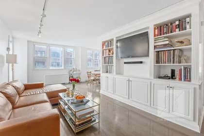 201 East 36 Street #19B, Manhattan, NY 10016