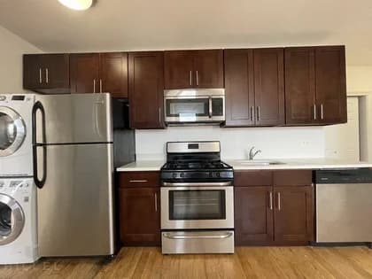 21-80 38 Street #C9, Queens, NY 11105