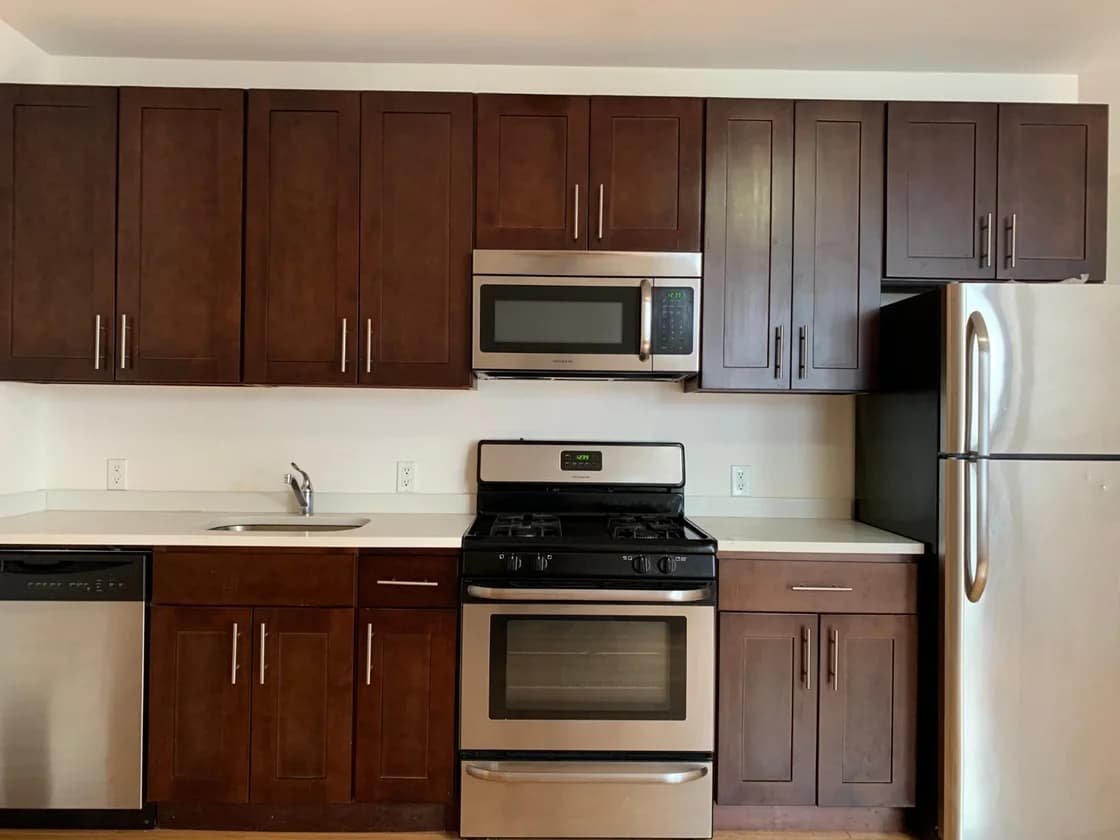 37-17 Ditmars Boulevard #2181-Apt10, Queens, NY 11105 1