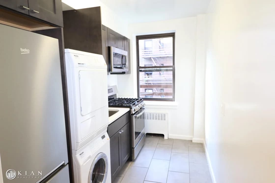 65-36 99 Street #3S, Queens, NY 11374 apartment_kitchen 1