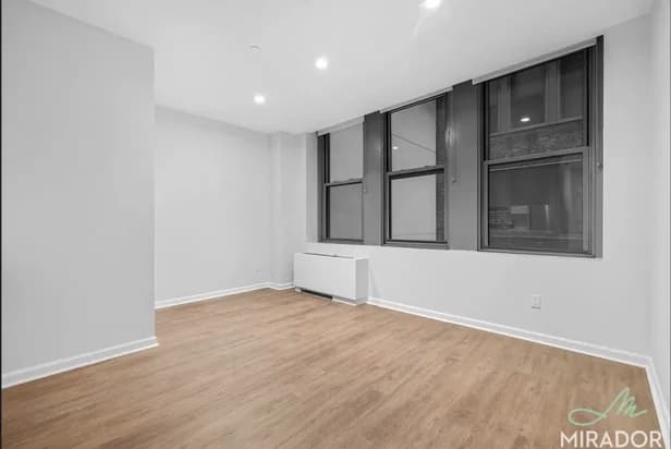 15 Park Row #6F1, Manhattan, NY 10038 - Image 1
