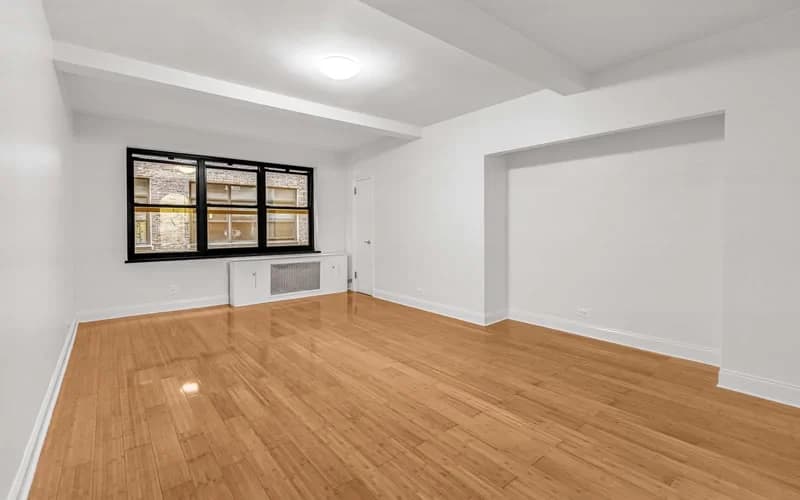 310 East 44 Street #010-419, Manhattan, NY 10017 1