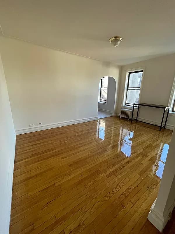 375 86 Street #18, Brooklyn, NY 11209 apartment_living_room 1