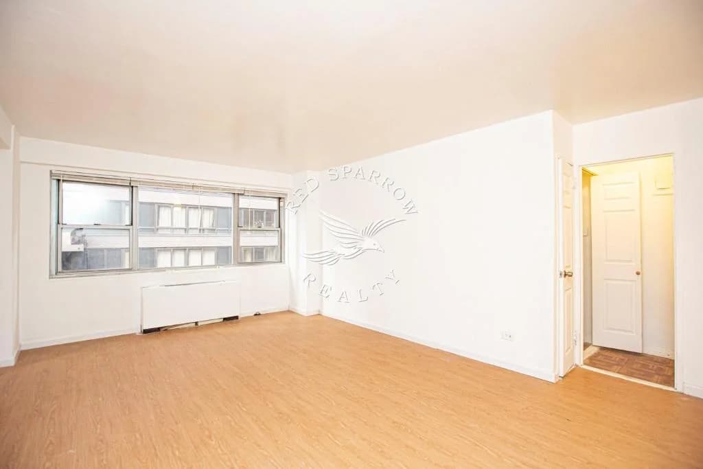 330 East 49 Street #5K, Manhattan, NY 10017 1