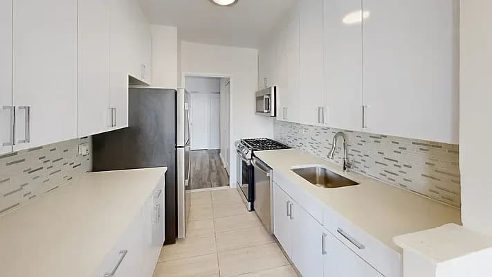 401 E 34 St #N33A, Manhattan, NY 10016