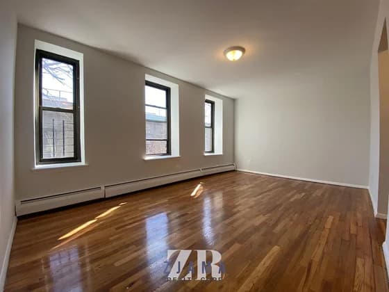 152 Parkside Avenue #4M, Brooklyn, NY 11226