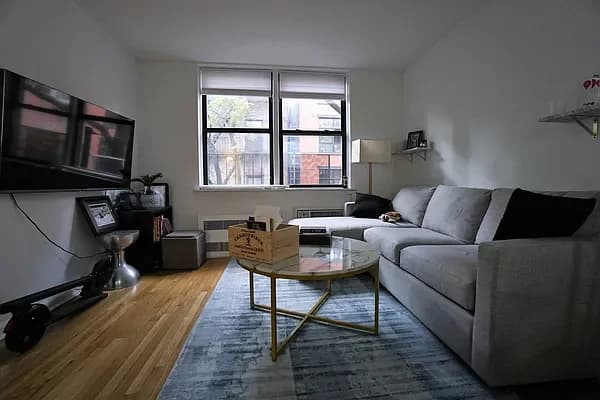 330 East 85 Street #4-D, Manhattan, NY 10028 apartment_living_room 1