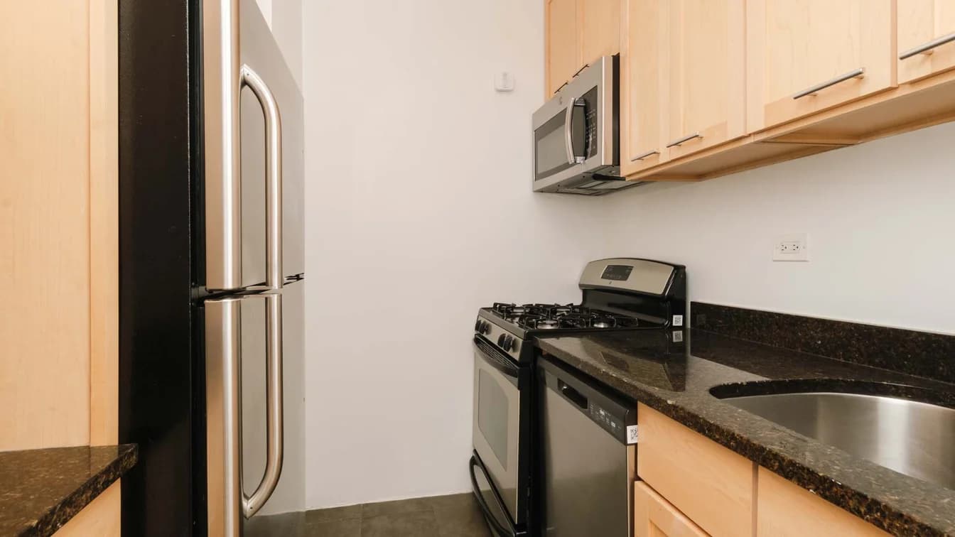 303 East 83 Street #30H, Manhattan, NY 10028 1