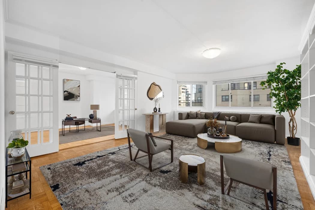 249 E 48 St #15D, Manhattan, NY 10017 1